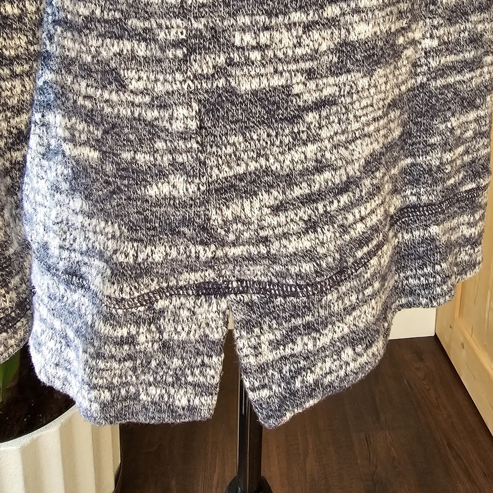 AERIE size S cowlneck sweater. Very soft - Picture 6 of 8